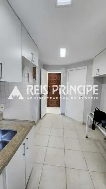 Apartment with 4 bedrooms and a gas-stove kitchen — photo 14