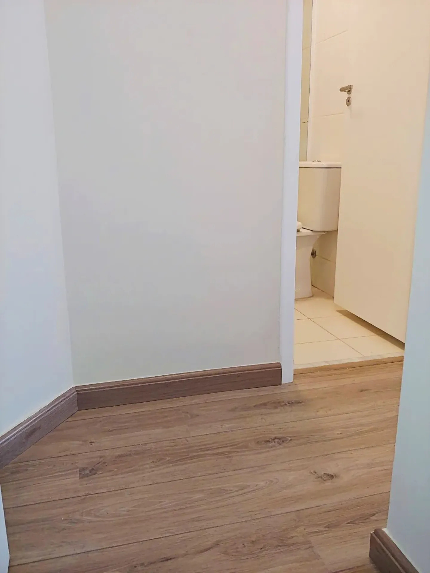 Apartment with 3 bedrooms, balcony and 2 parking spots — photo 40