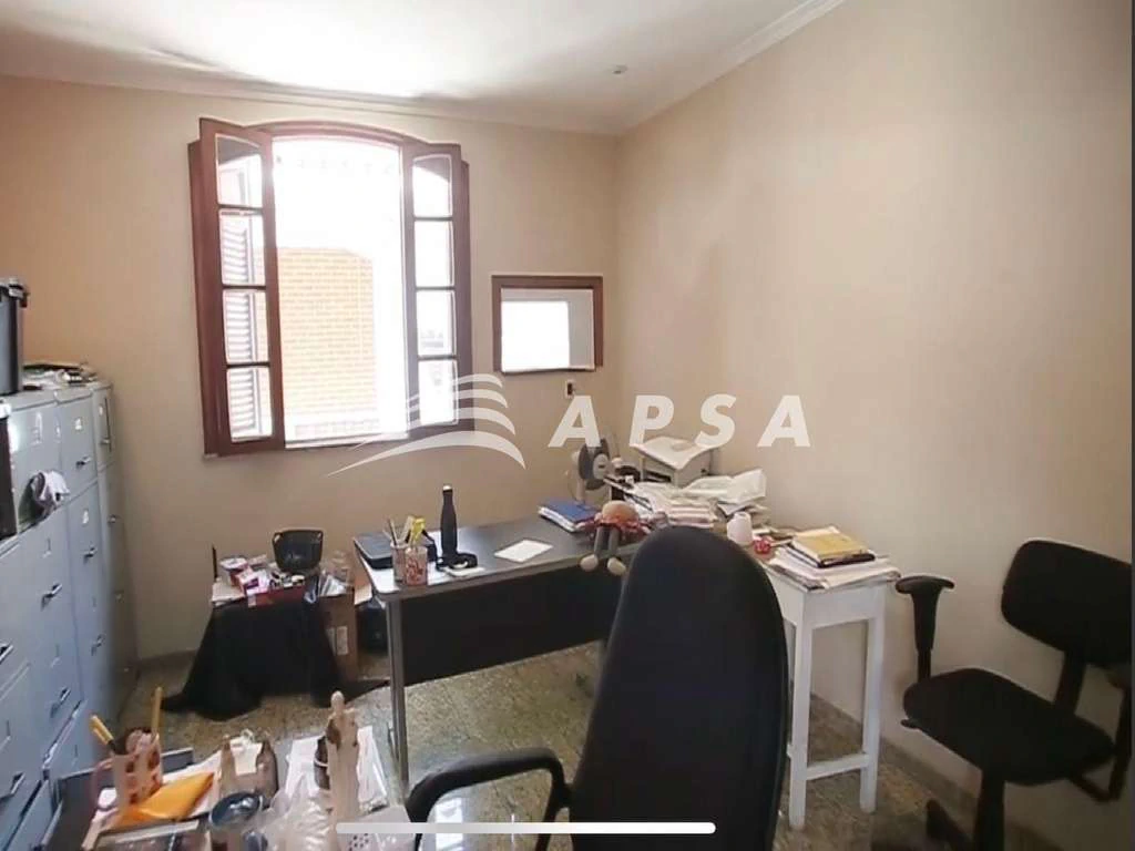 Duplex house with 4 bedrooms, 5 baths and a gas stove — photo 8