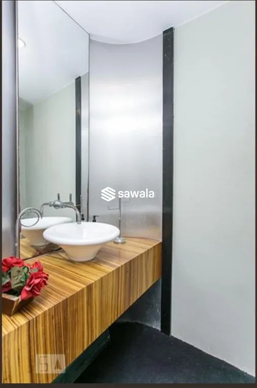 210 m² apartment with 3 bedrooms and 5 bathrooms — photo 19