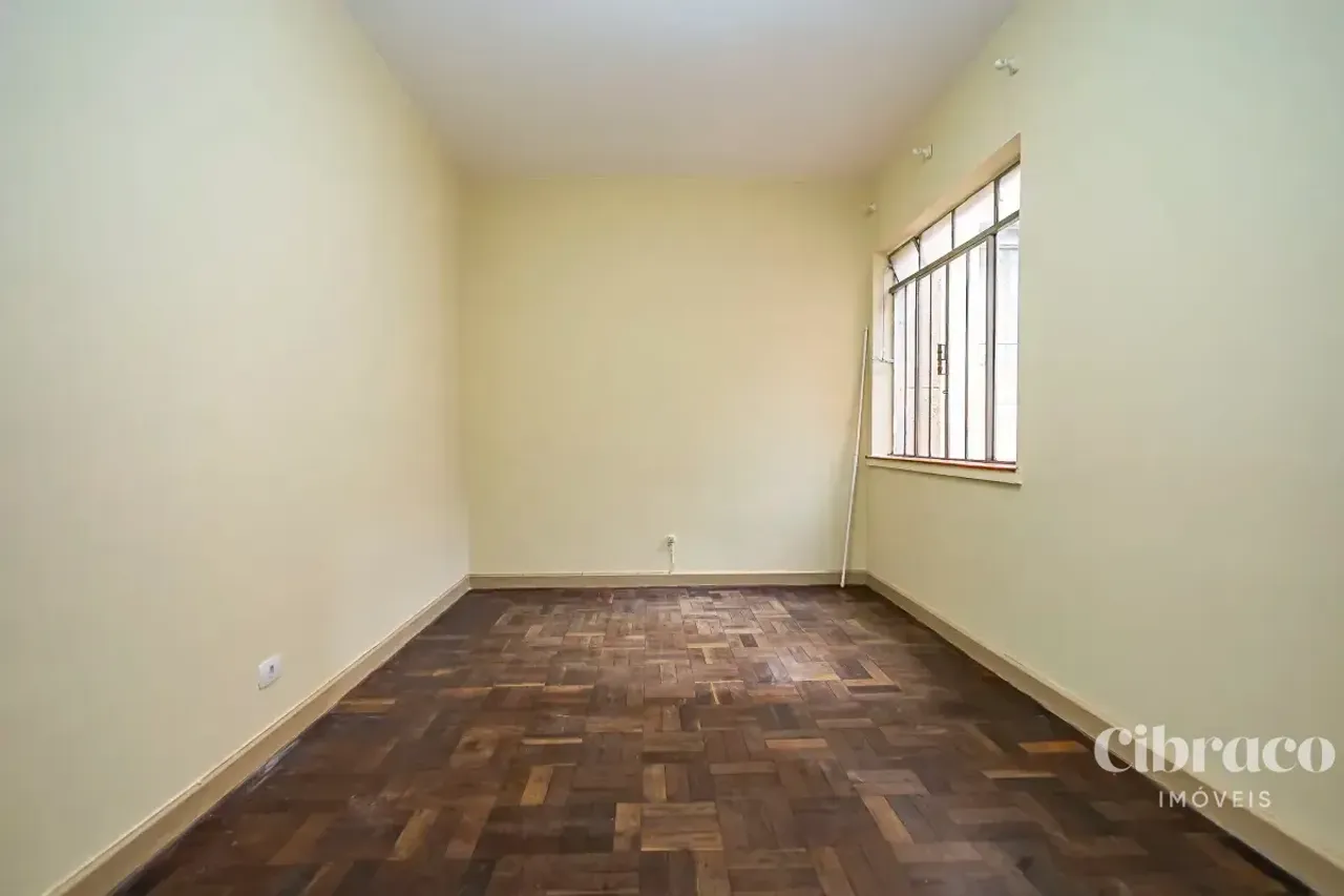 124 m², 3-bedroom apartment without parking, separate kitchen — photo 9