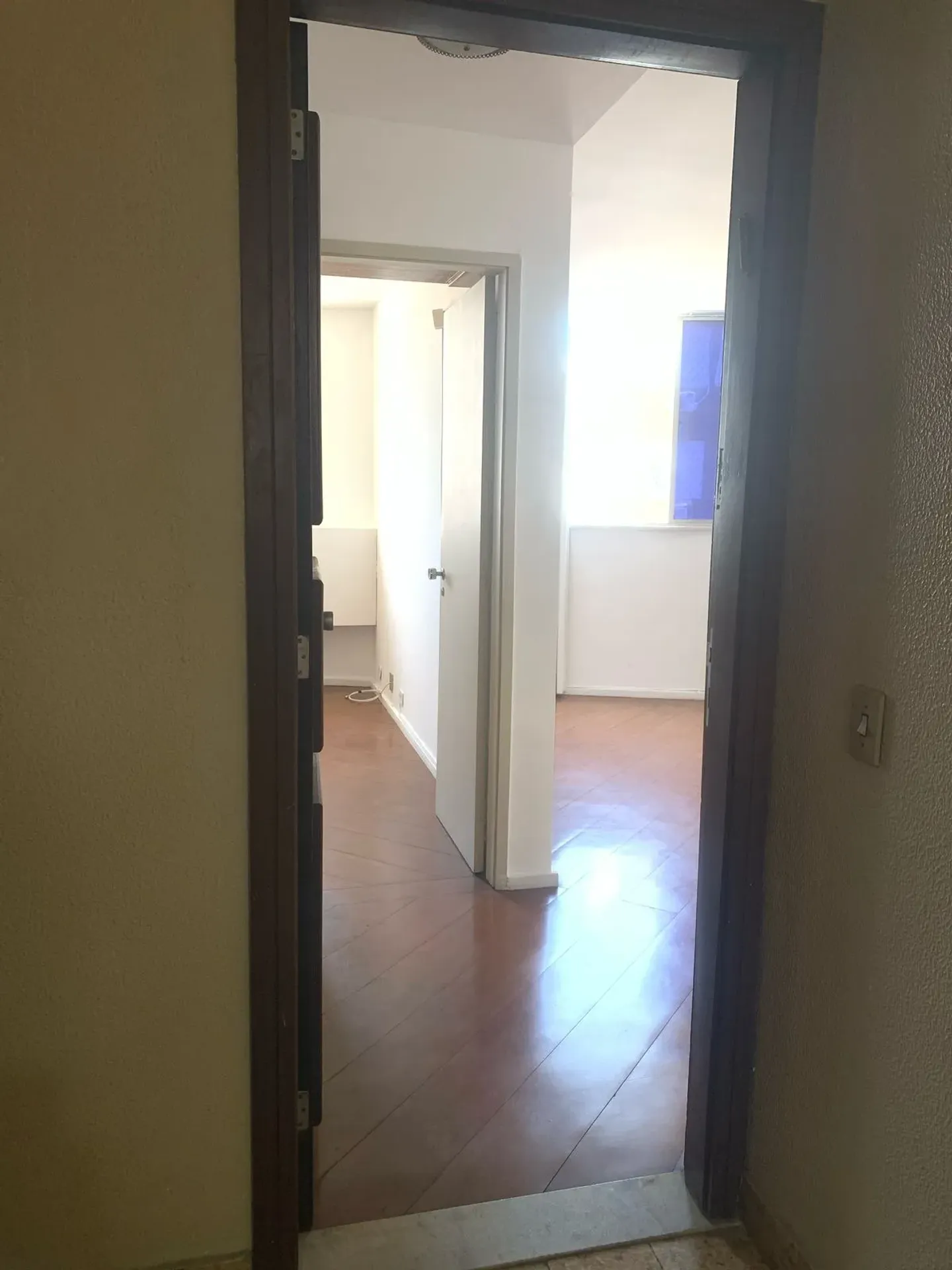 Furnished apartment, 60 m², with a washing machine — photo 24
