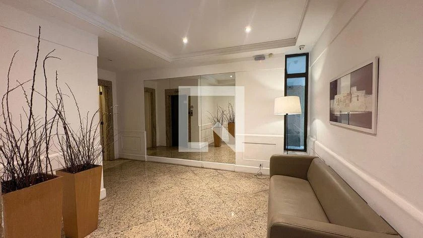 3-bedroom apartment with a grill on the balcony — photo 43