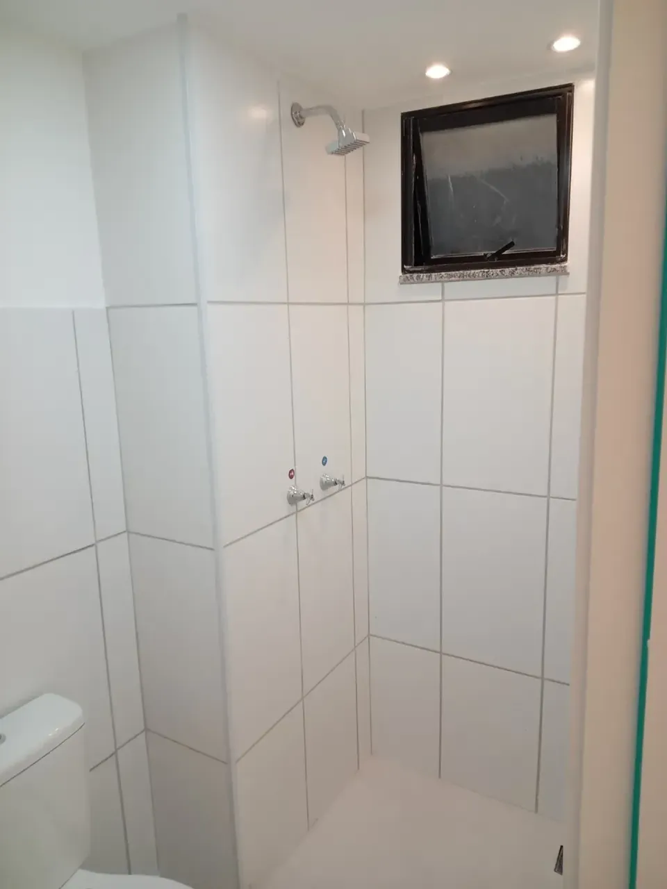 Apartamento com 2 quartos e varanda em bom estado — photo 13
