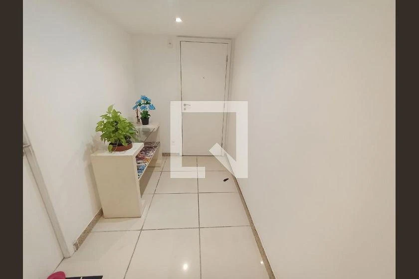 Furnished 30 m² apartment with 1 bedroom and balcony — photo 27
