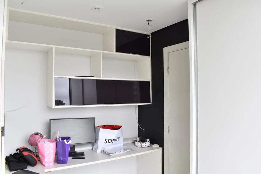 2-bedroom apartment with balcony and open-plan kitchen — photo 12