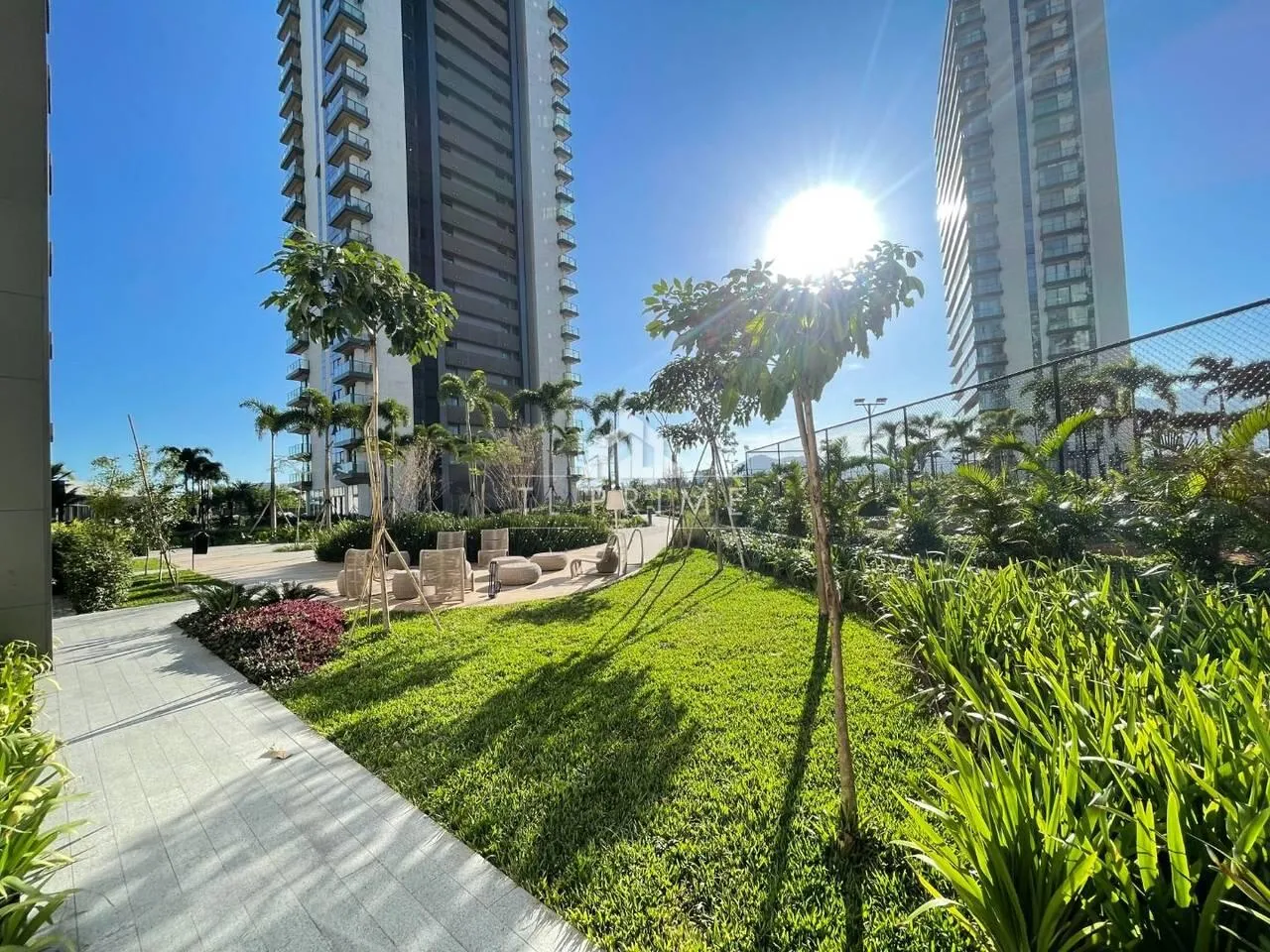 Rental apartment with balcony and 3 bedrooms — photo 47