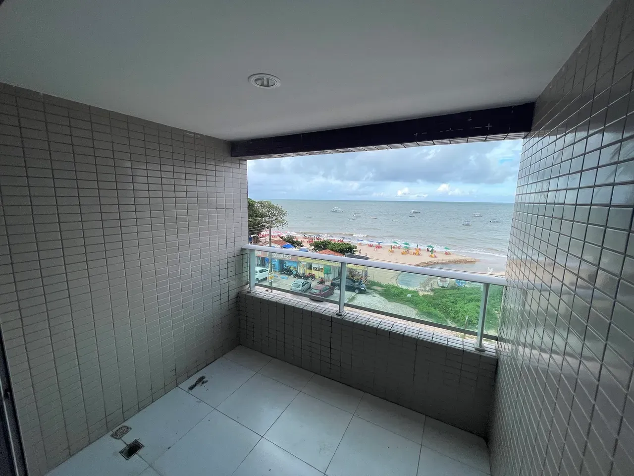 2-bedroom apartment with balcony and water view — photo 18