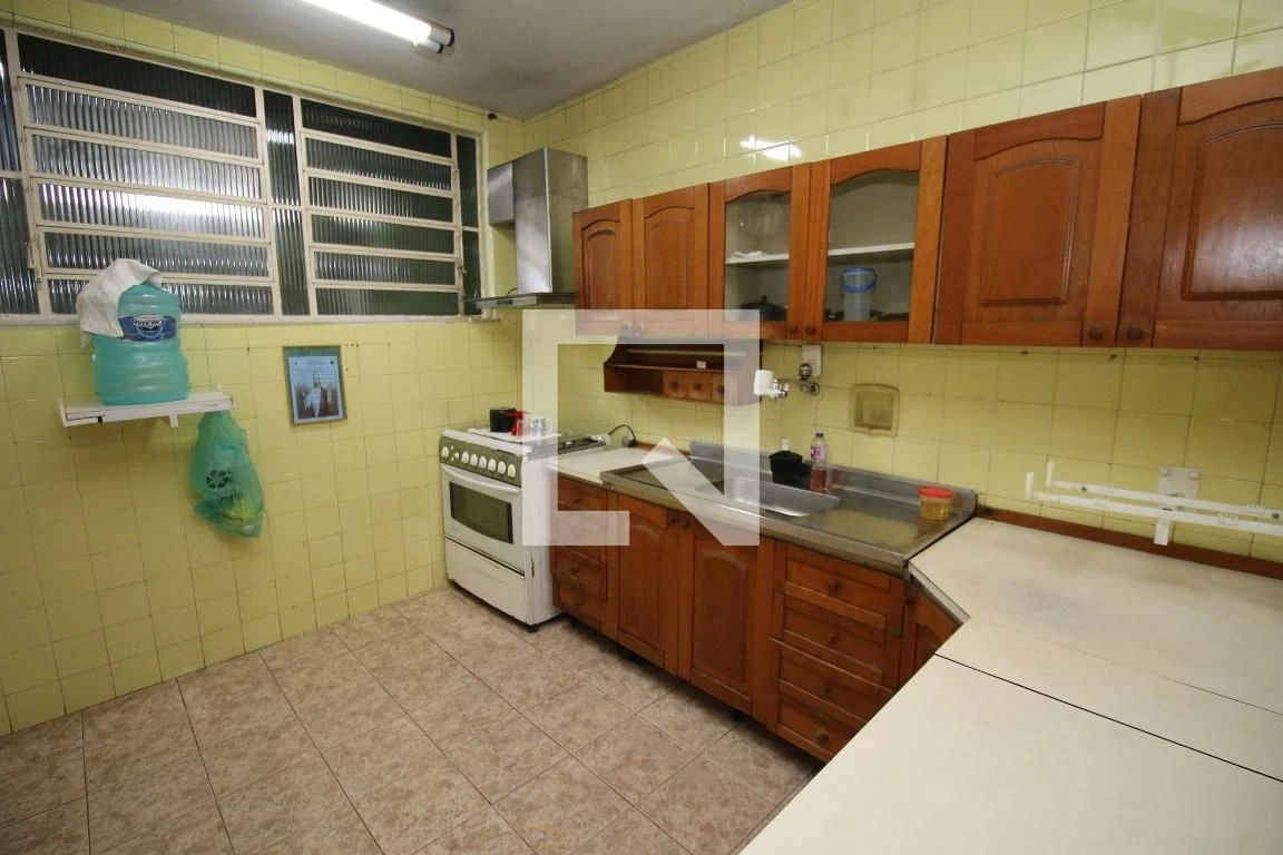 Дом без мебели с 2 спальнями, балконом и садом — photo 8
