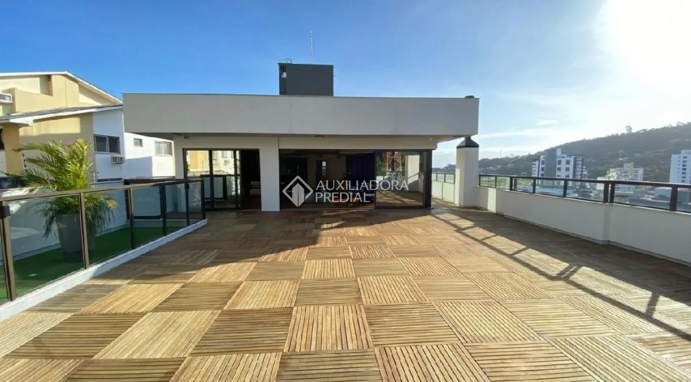 70 m² apartment with 2 bedrooms and 1 parking spot — photo 17