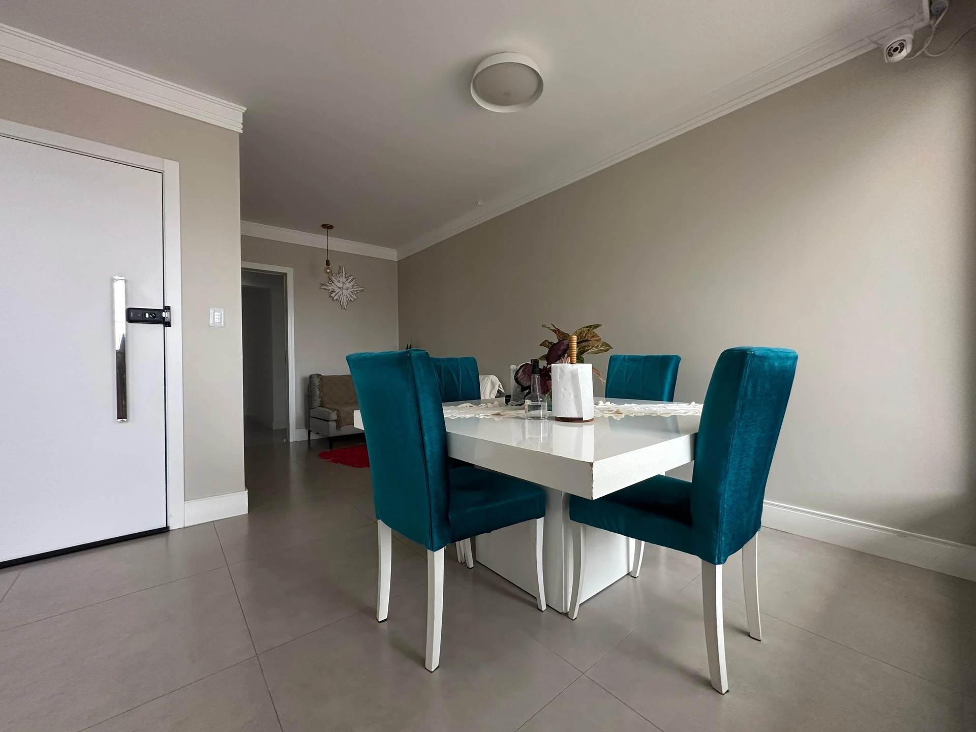 Furnished apartment, 429 m², with floor-to-ceiling windows — photo 11