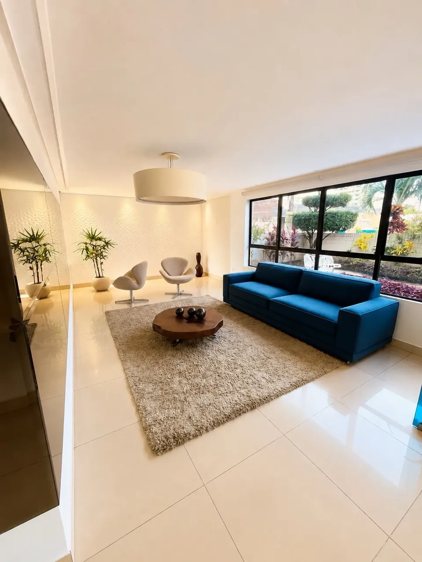 3-bedroom apartment with a washing machine — photo 13