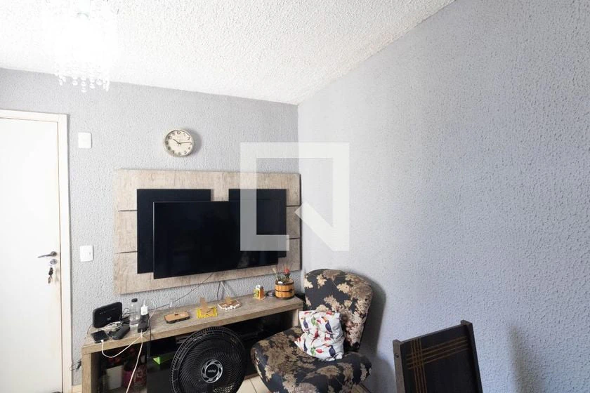 Apartamento mobiliado de 2 quartos em condomínio com piscina — photo 17