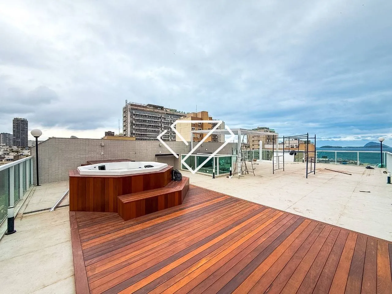 Water view in a 3-bedroom apartment, 660 m² — photo 22