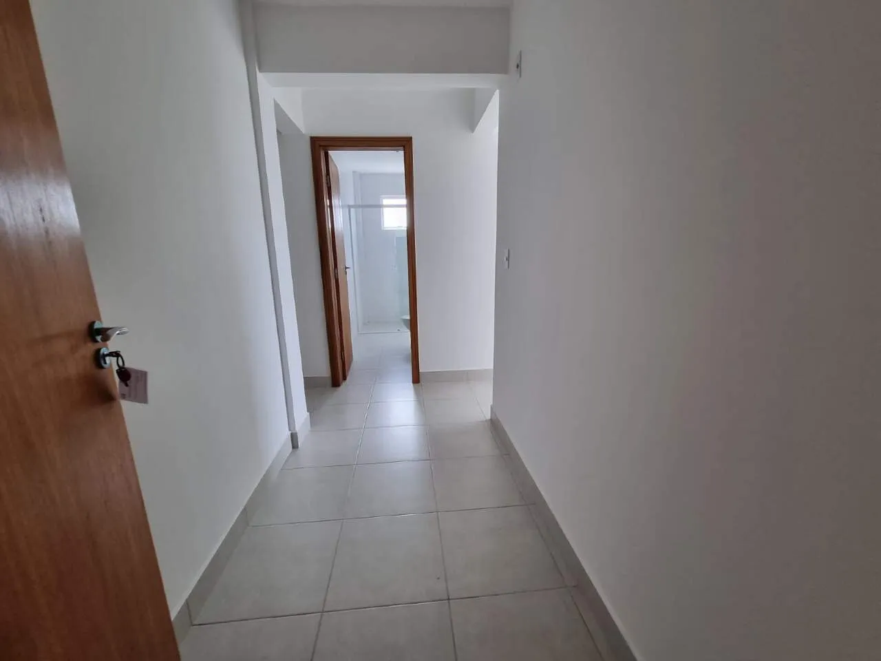 Unfurnished 2-bedroom apartment with 1 bathroom — photo 8