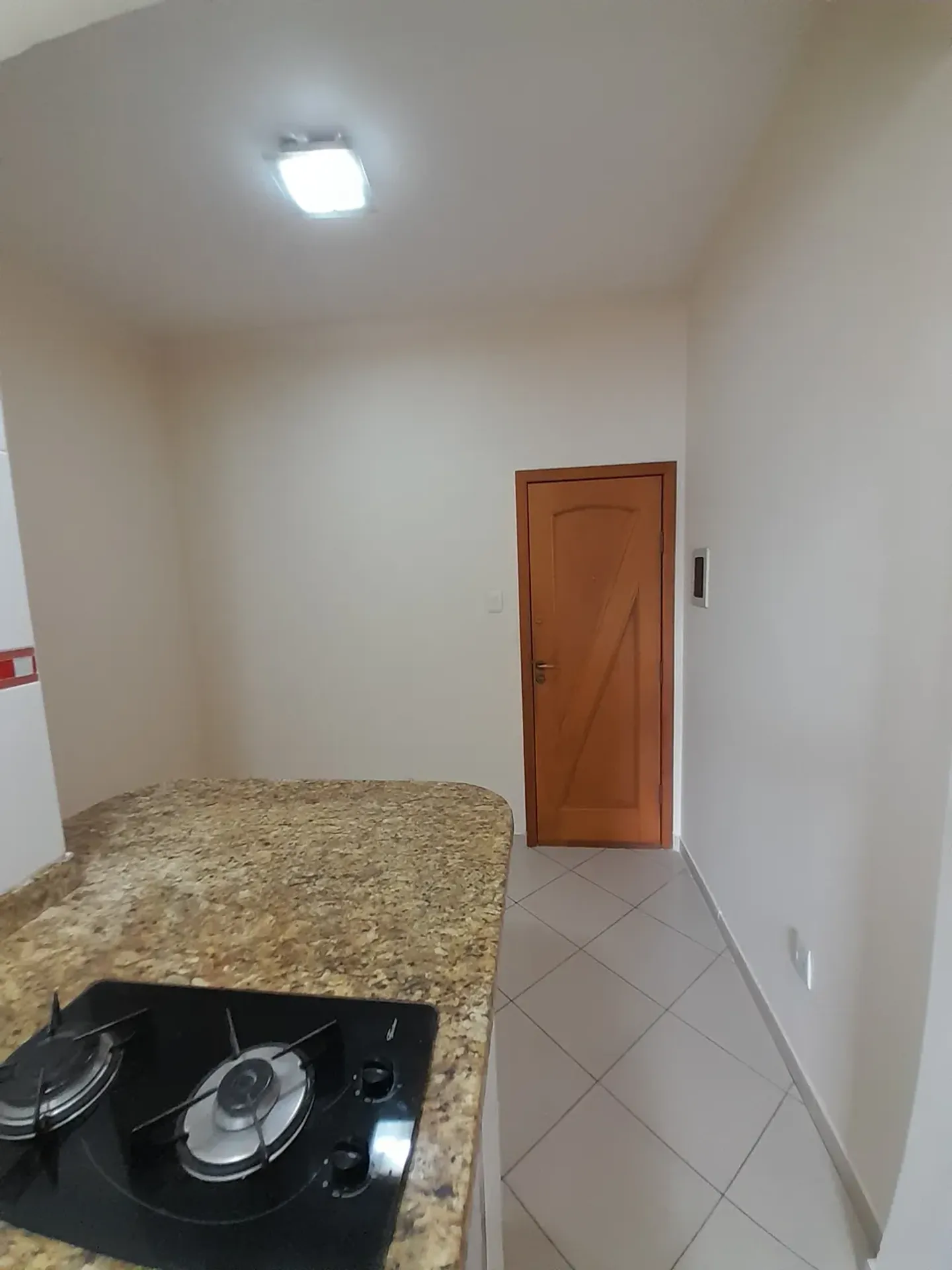 One-bedroom apartment with a washing machine — photo 13