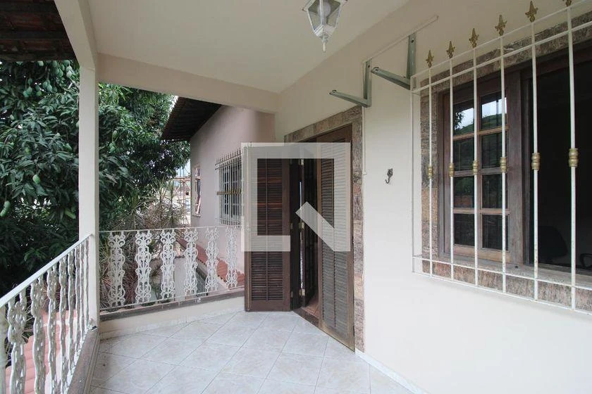 House, 370 m², with a grill on the balcony — photo 30