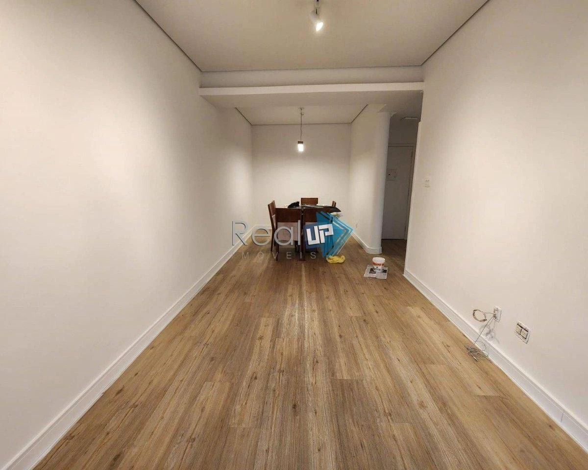 Робоче місце та 3 спальні: квартира 80 м² — photo 20