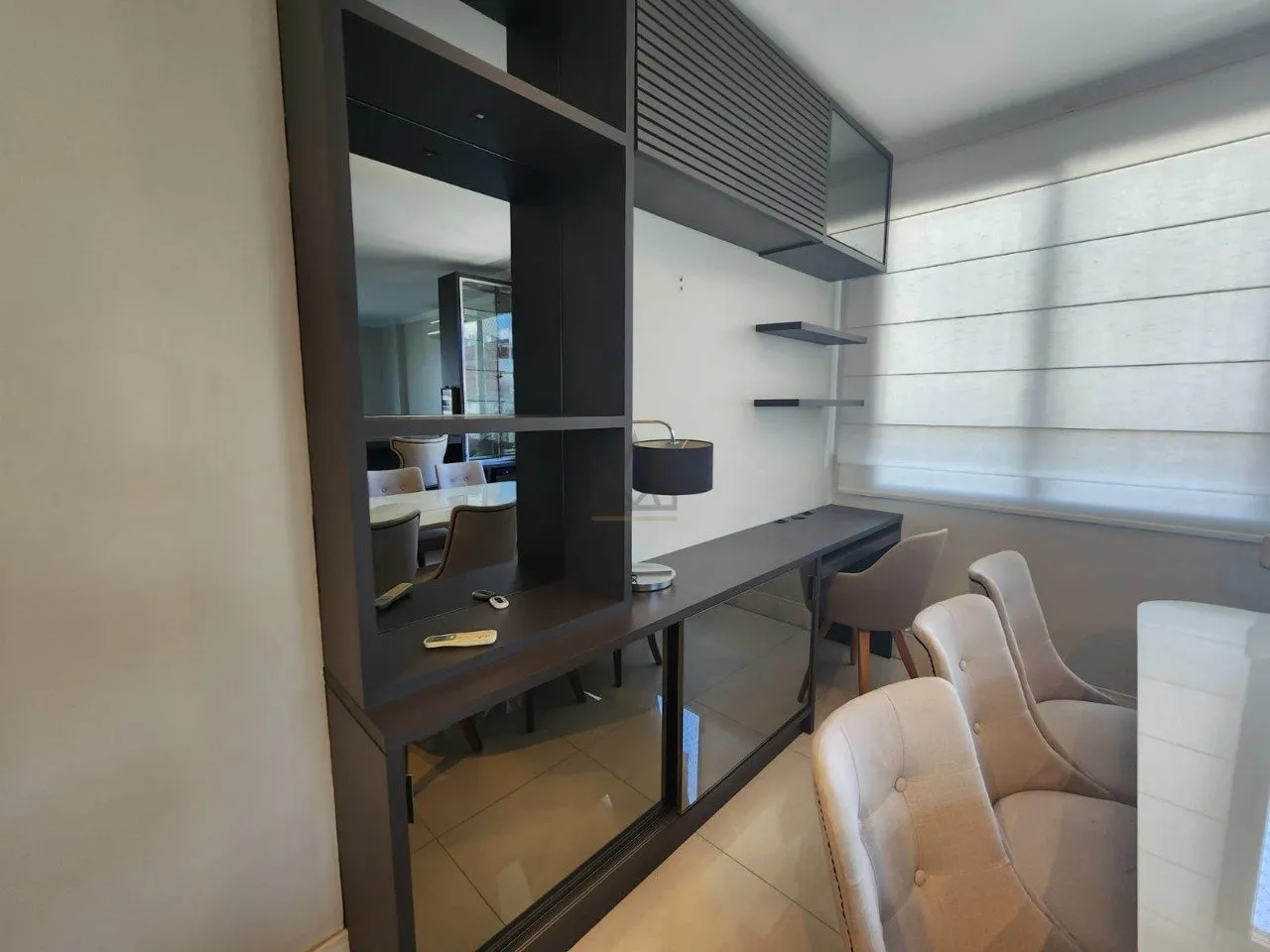 4-bedroom apartment in a building with a gym — photo 2