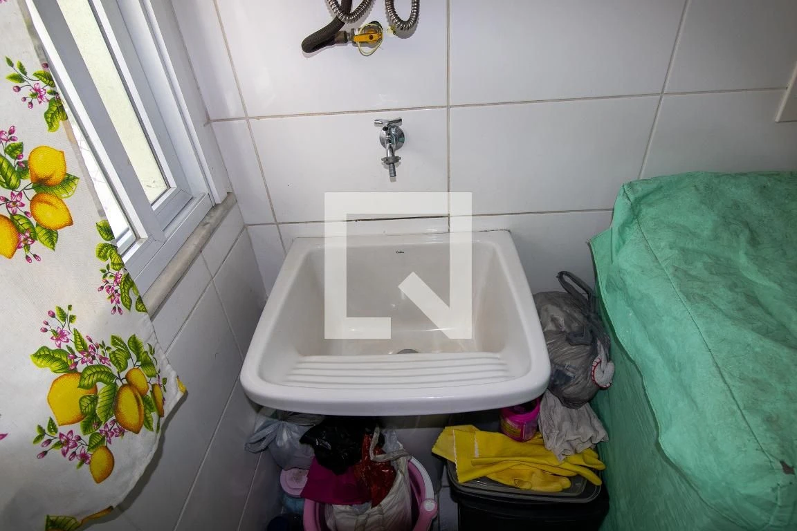 Furnished apartment with 3 bedrooms and 3 bathrooms — photo 34