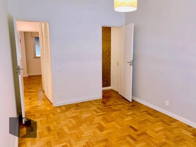 Apartamento com piso de madeira ou laminado, Copacabana — photo 18