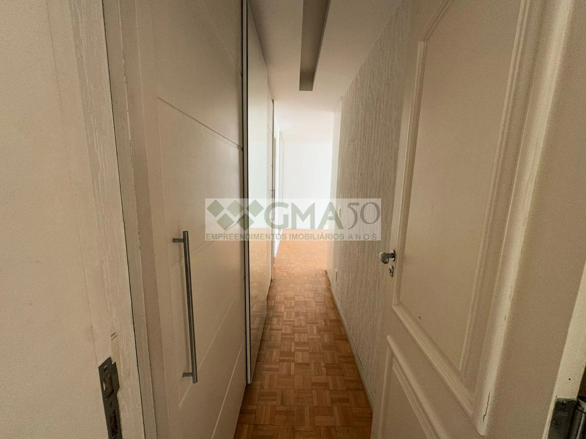 Apartamento com 4 quartos e 4 banheiros, com varanda — photo 13