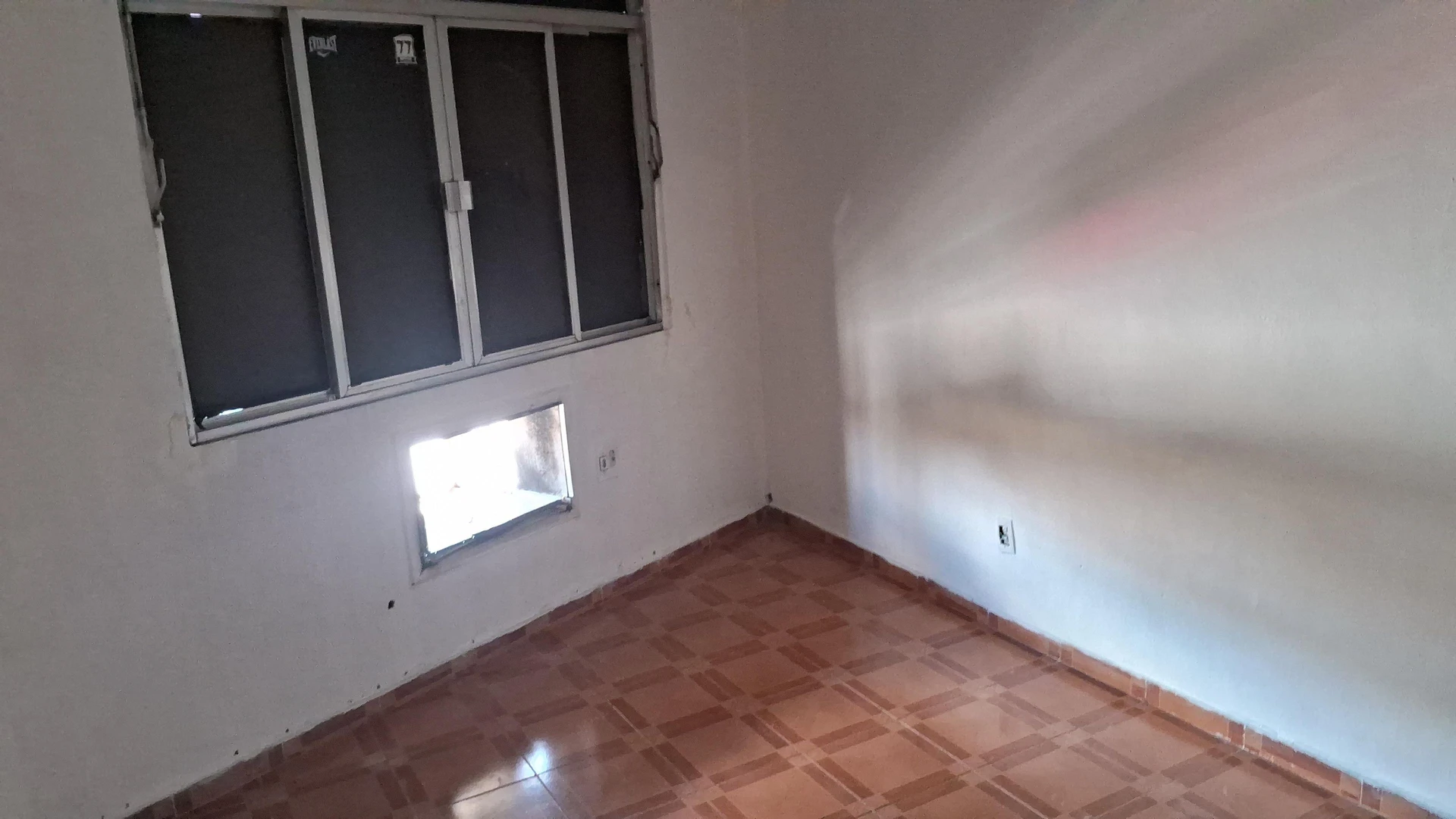 Квартира в оренду з 2 спальнями та 1 ванною — photo 14