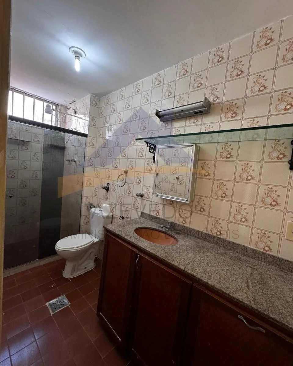 2-bedroom apartment with balcony and suite bathroom — photo 23