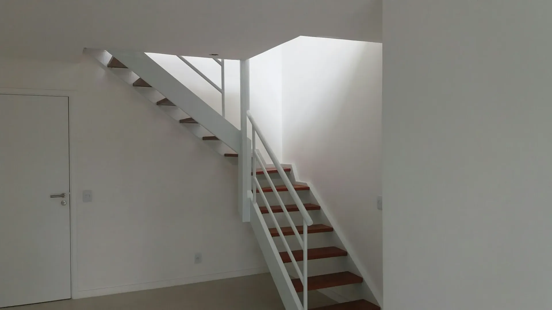 Mountain view in a 2-bedroom apartment, 140 m² — photo 11