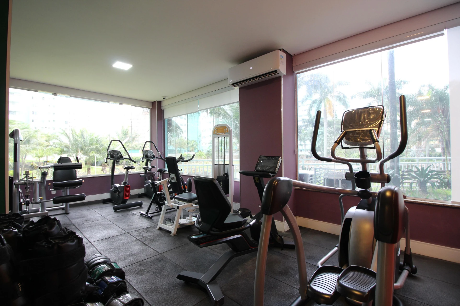 Furnished apartment, 80 m², with a washing machine — photo 11