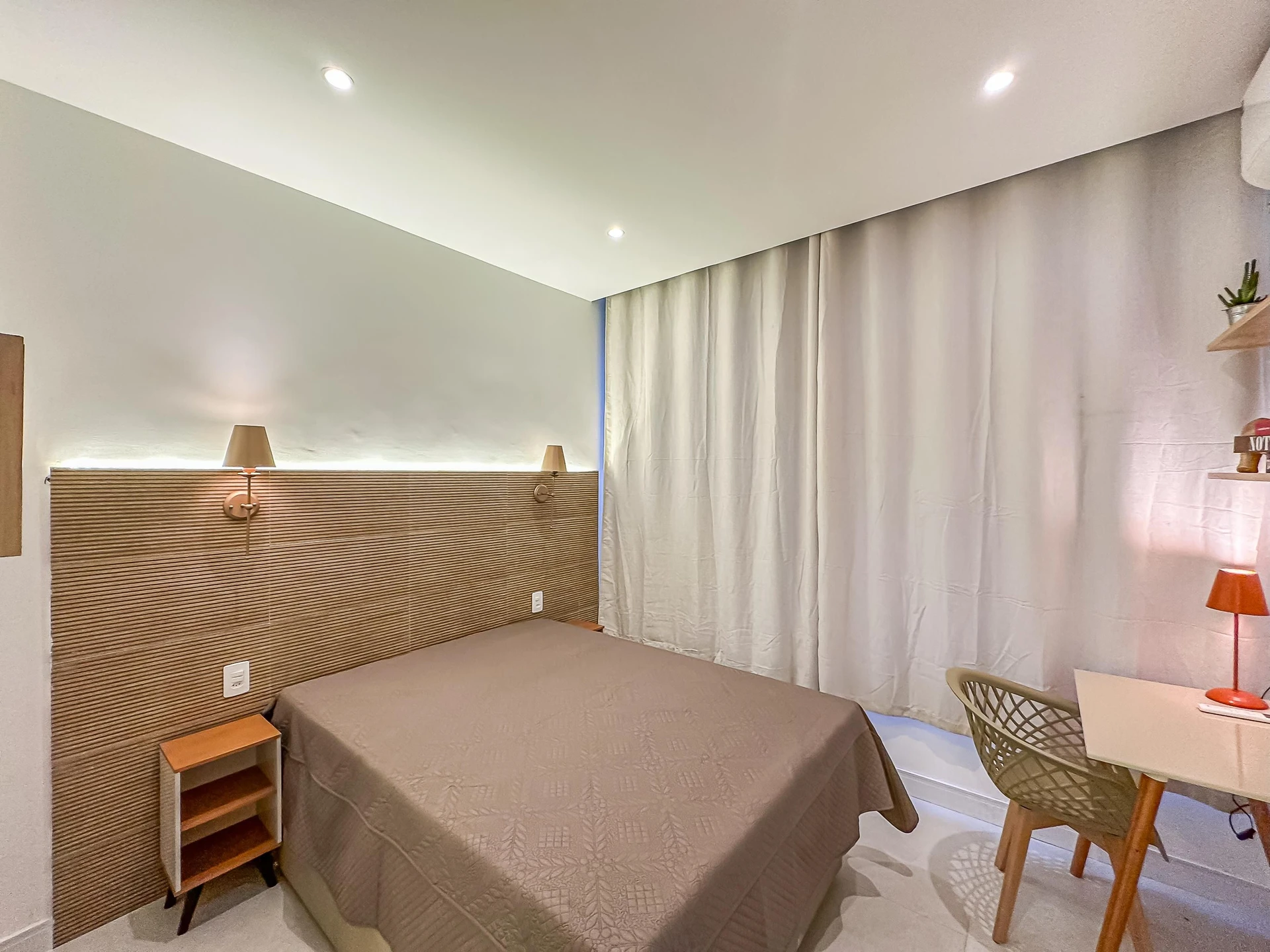 Меблированная квартира с 1 спальней и кухней open-plan — photo 35