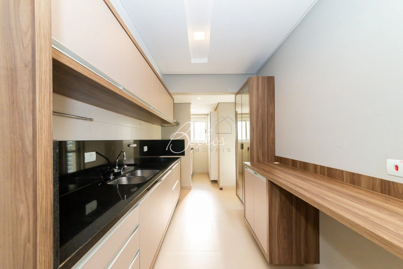 Apartment, 77 m², with a glass-enclosed balcony — photo 16