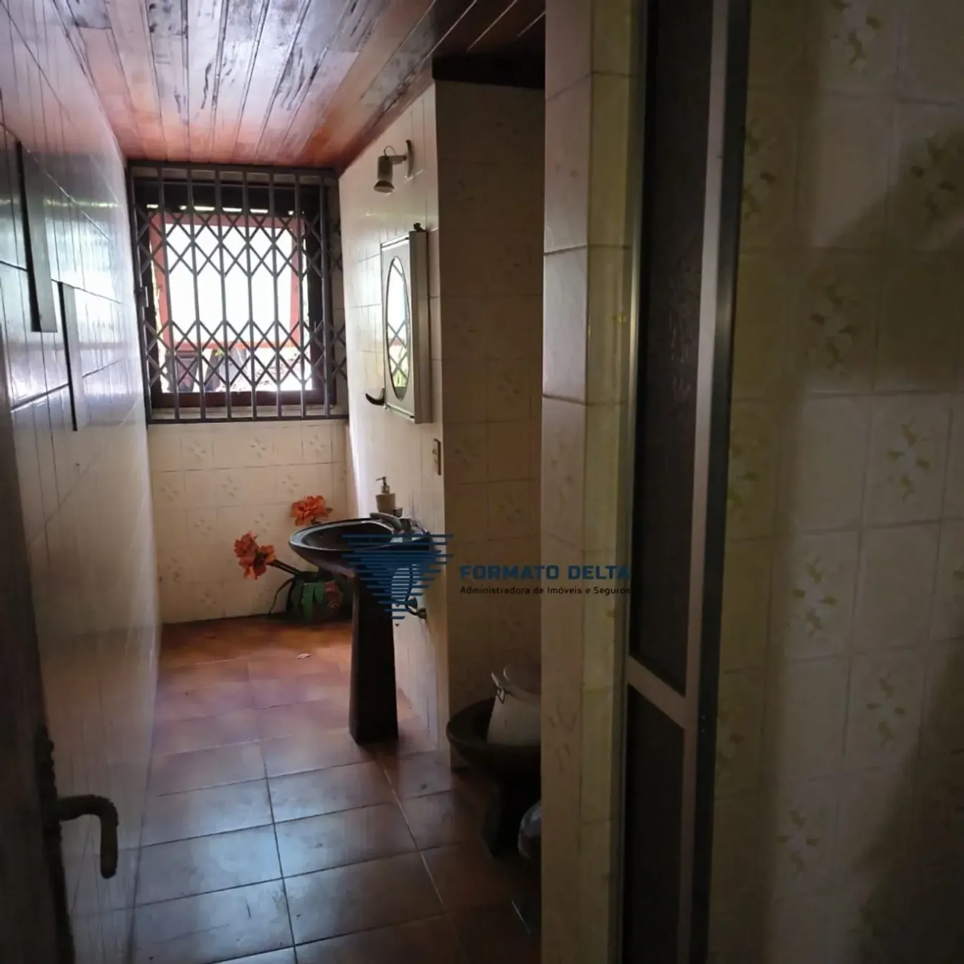 Casa com 8 quartos, 4 banheiros e 7 vagas no 2º andar — photo 18