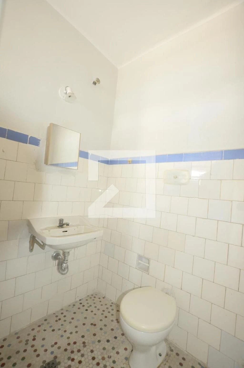 Rental apartment with 2 bedrooms and 1 bathroom — photo 6