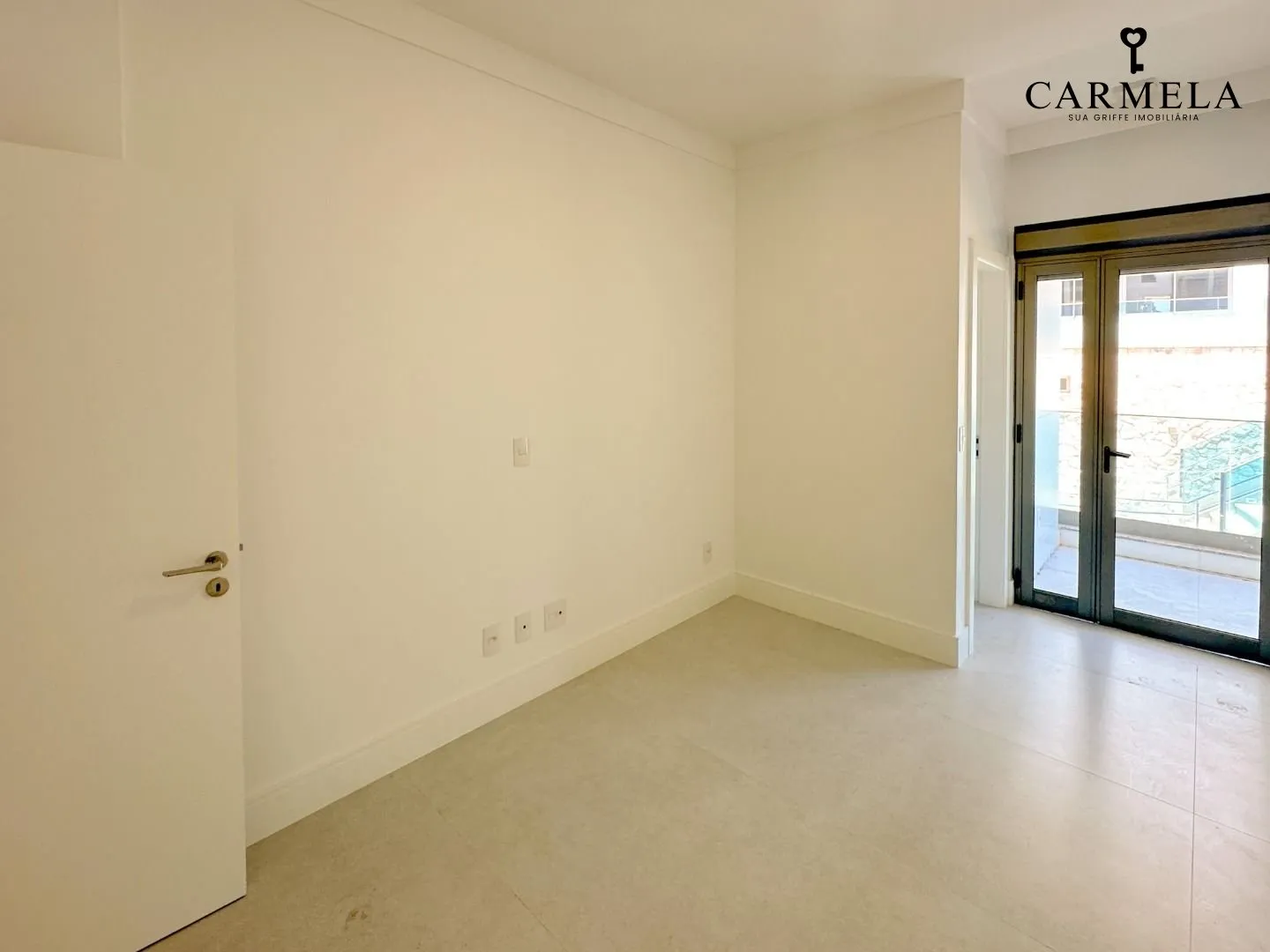 Вид на воду и 3 спальни: квартира 122 м² — photo 47