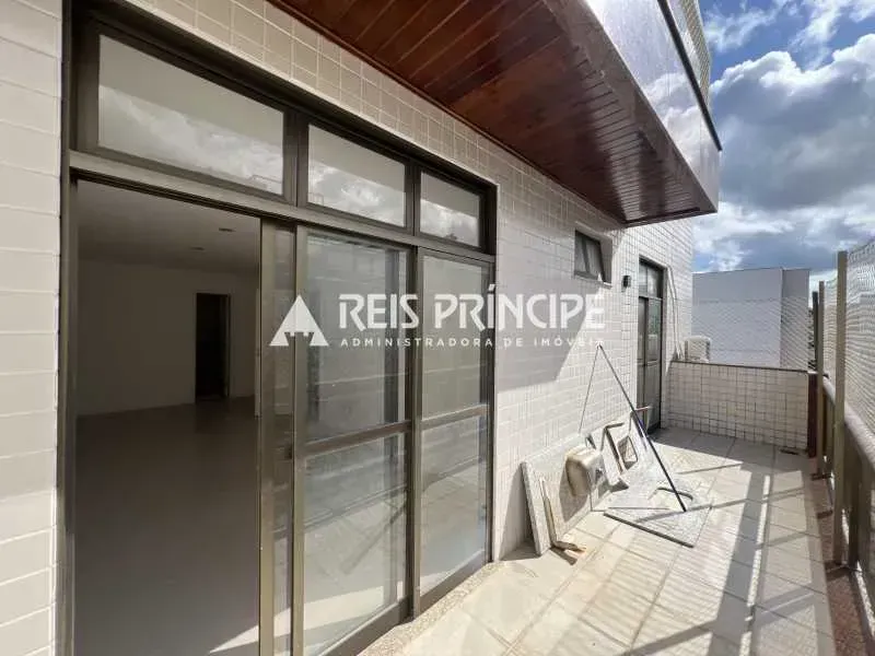 Duplex penthouse with elevator and 3 bedrooms — photo 18