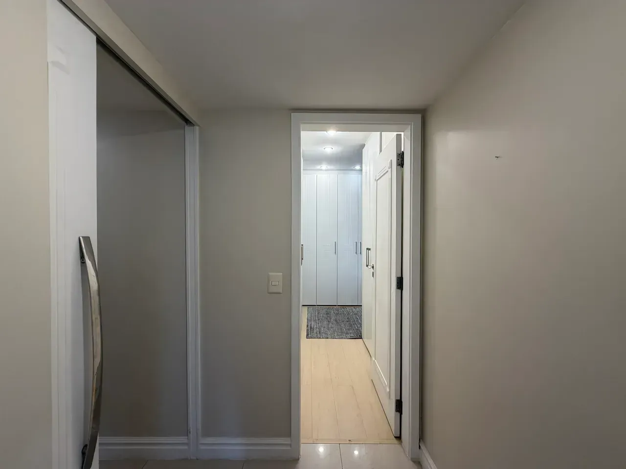 Furnished apartment, 160 m², with a jacuzzi — photo 36