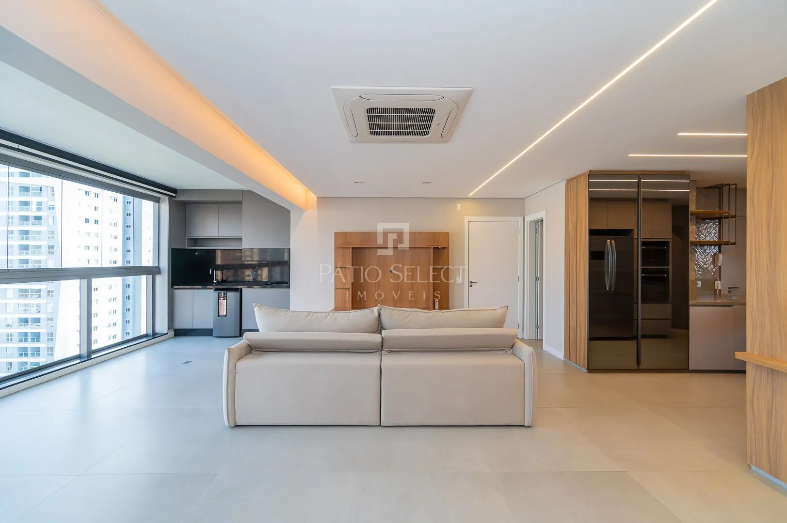 220 m² apartment with 3 en-suite bedrooms and 2 parking — photo 10