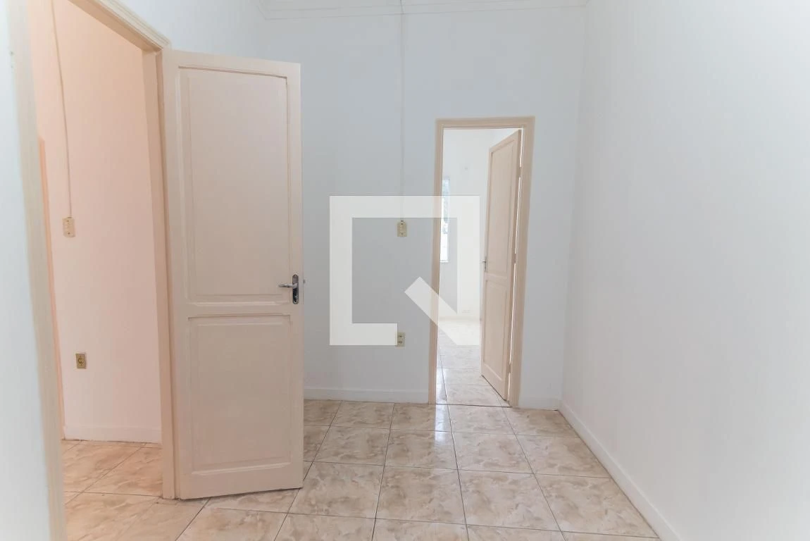 Apartment with 3 bedrooms and 1 en-suite, no parking — photo 10