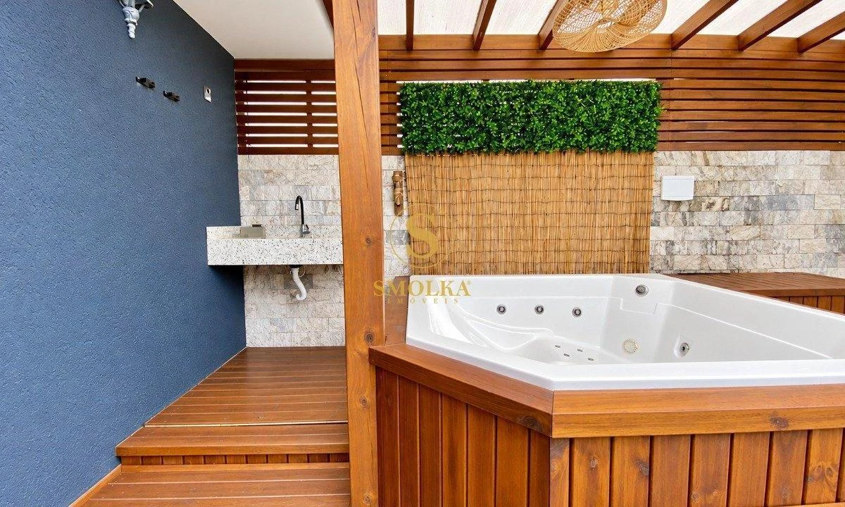3-bedroom house with a home office in Florianópolis — photo 23