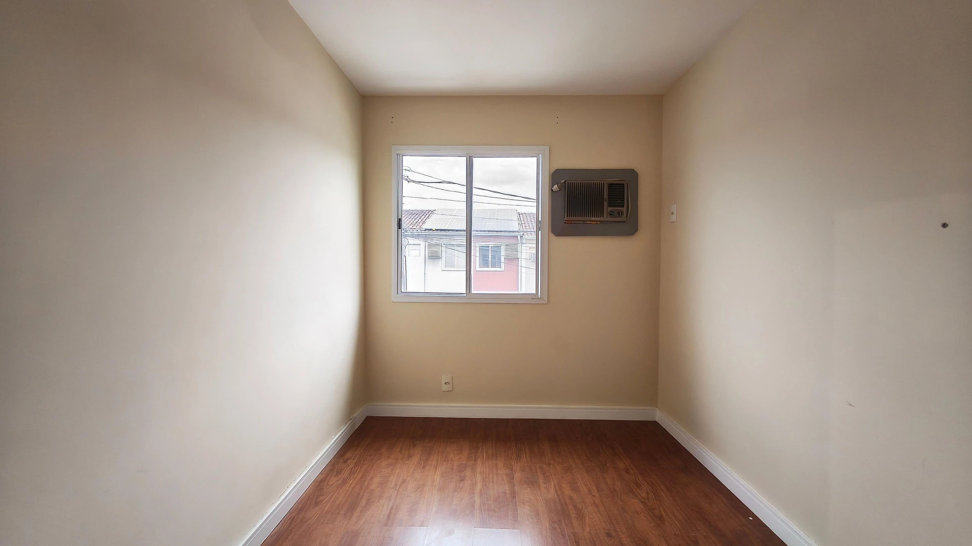 Casa com 3 quartos e cozinha em plano aberto — photo 32