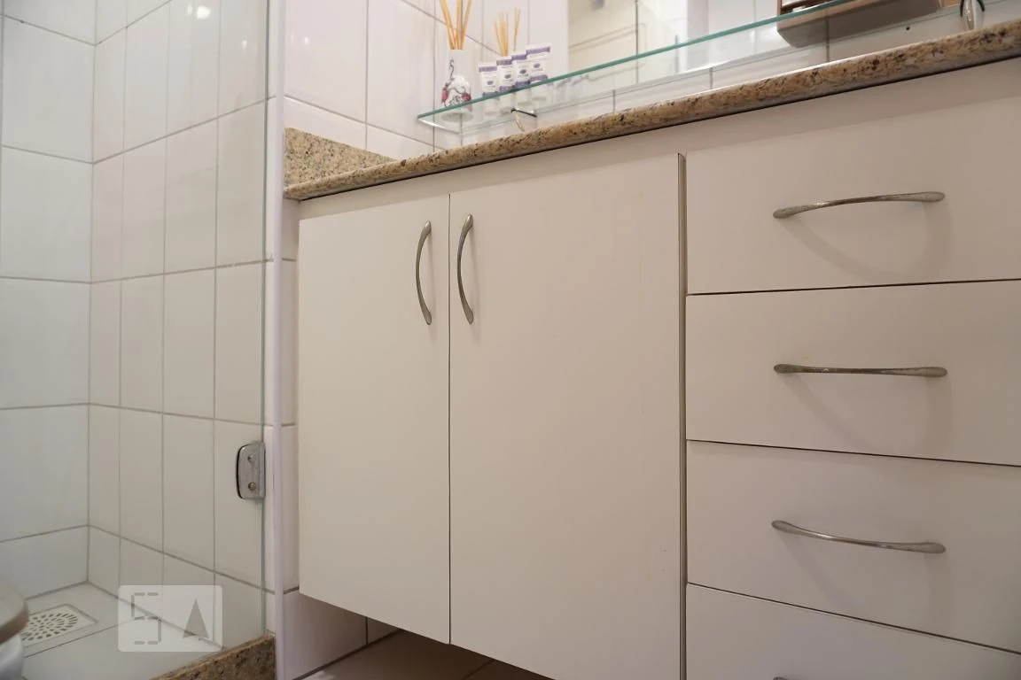 Apartamento mobiliado com 3 quartos e varanda — photo 4