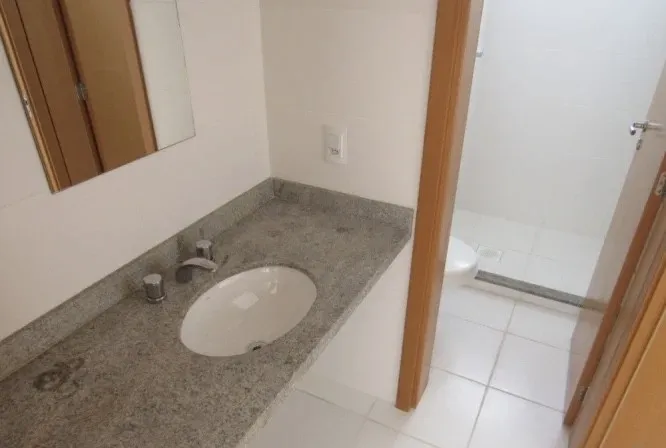 337 m² apartment with 3 en-suite bedrooms and 2 parking spots — photo 2