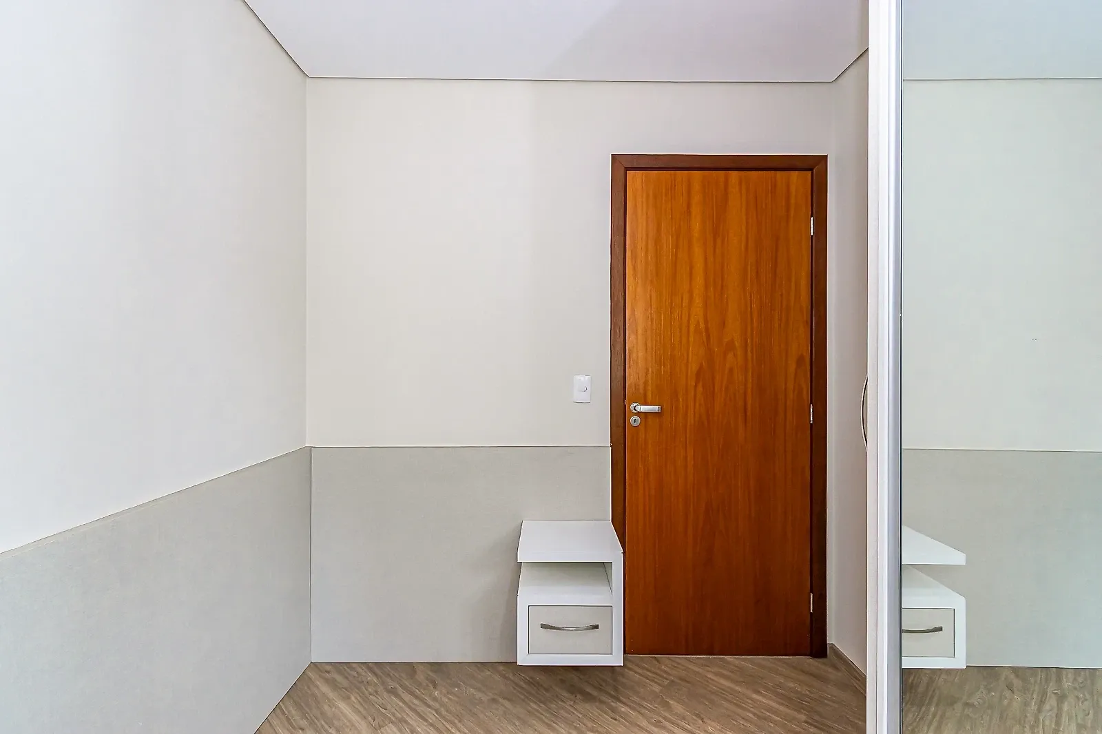 Apartamento de 2 quartos com varanda gourmet, Bacacheri — photo 8