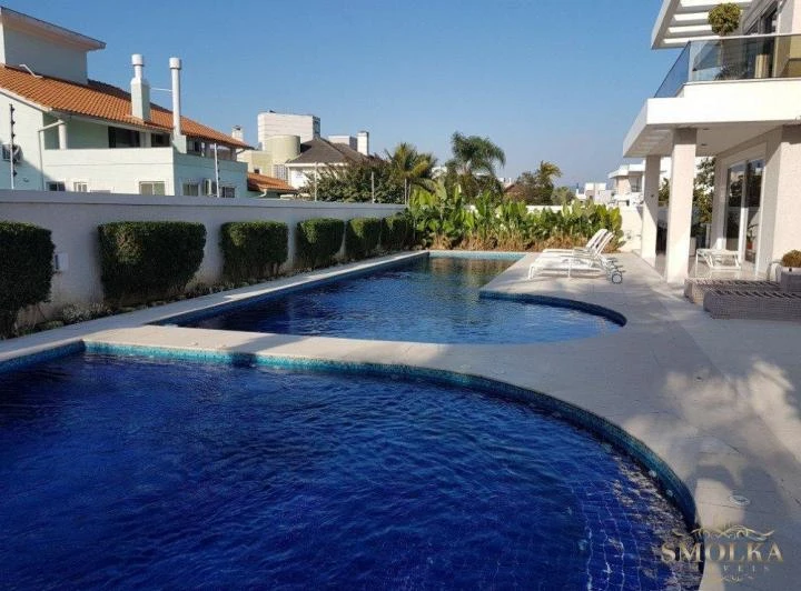 Casa com 9 quartos e escritório, 1103,19 m² e 4 vagas — photo 6