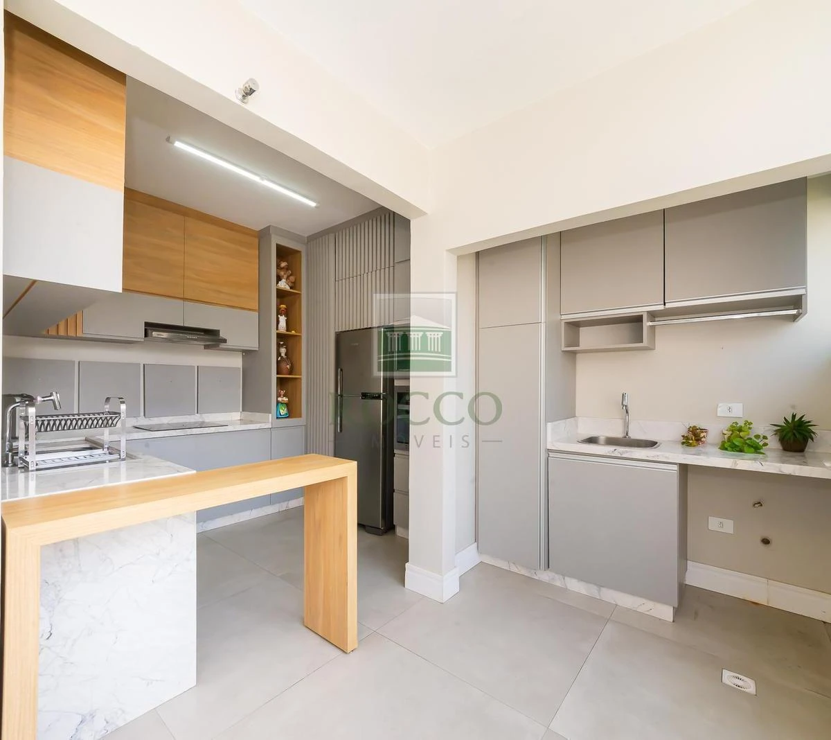 3-bedroom apartment with a washing machine in Curitiba — photo 14