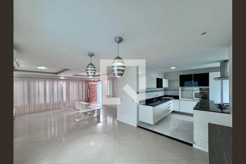 Квартира в оренду з 3 спальнями та 270 м² — photo 2