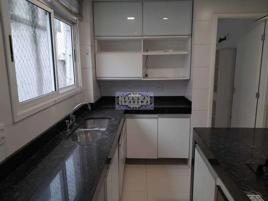 Duplex penthouse 210 m² with 3 en-suite suites — photo 30