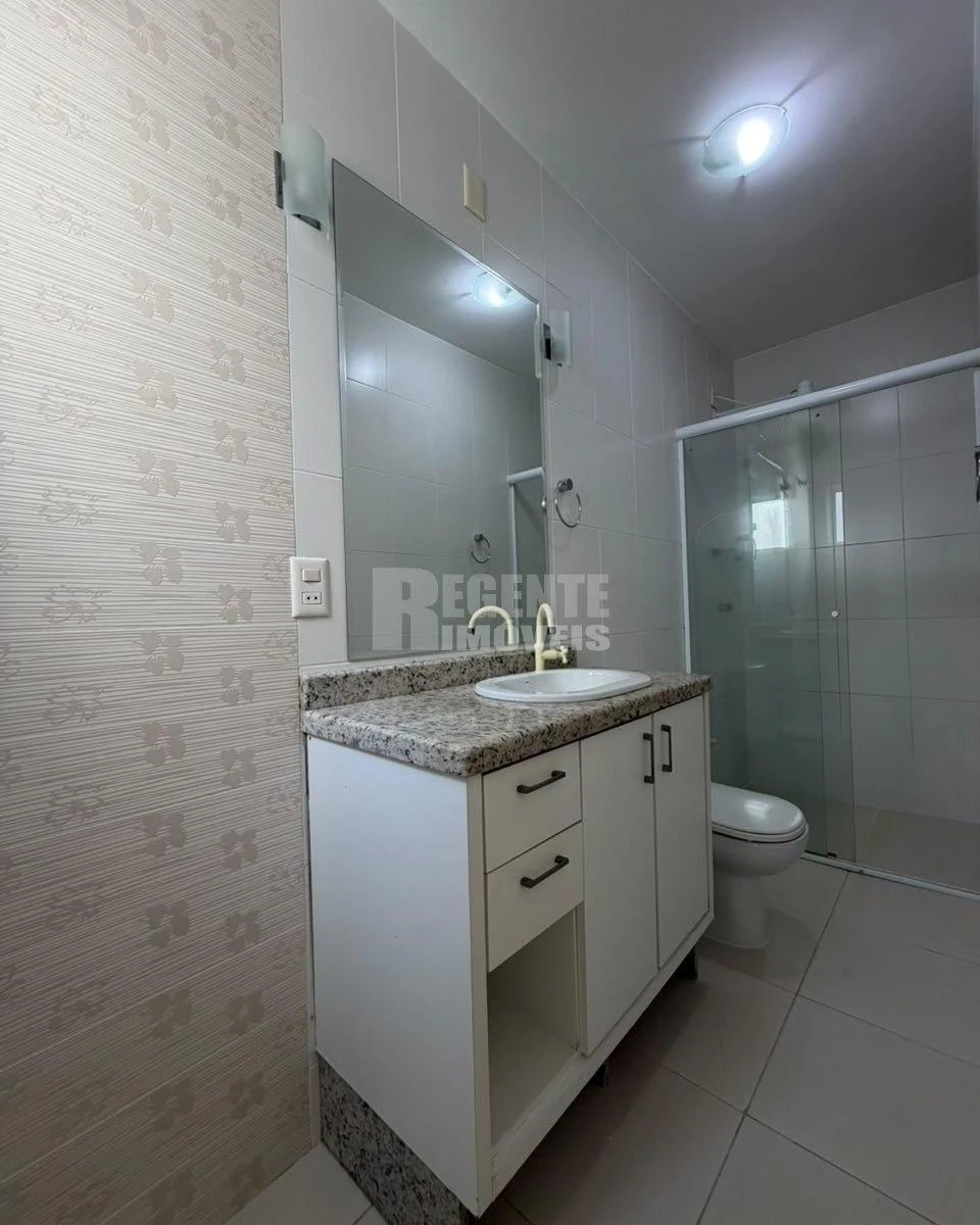 Apartment, 65 m², with wood or laminate floors — photo 6