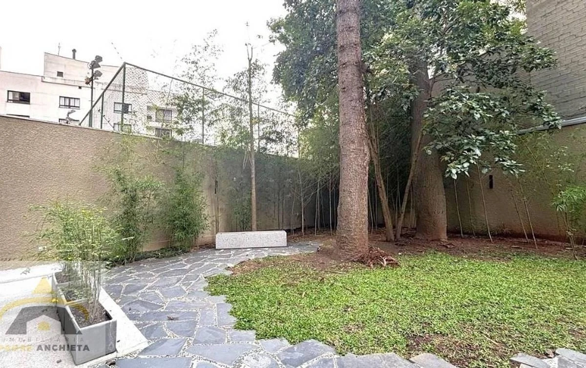 2-bedroom apartment with a washing machine in Curitiba — photo 30